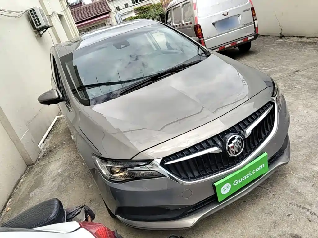 Фото 4 - Buick GL6