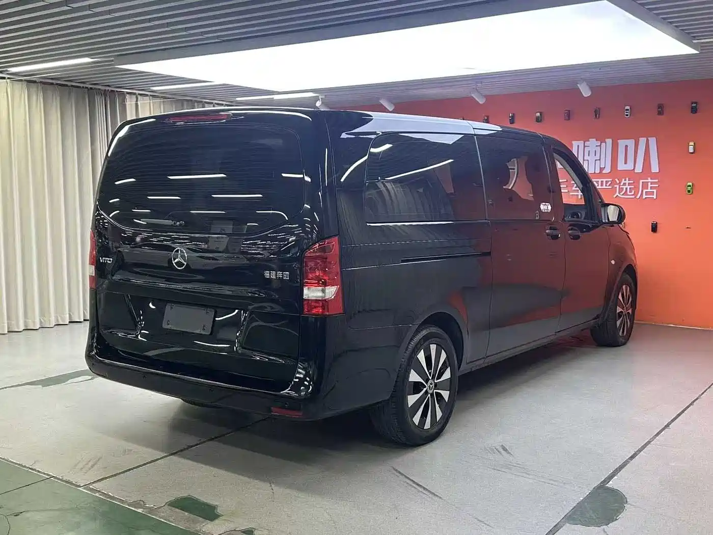Mercedes-Benz Vito 2021 2.0T Business Edition 7-seater фото 6