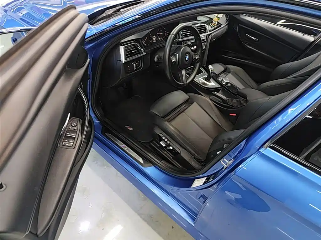 BMW 3 Series 2018 320Li Leading M Sport Package фото 16