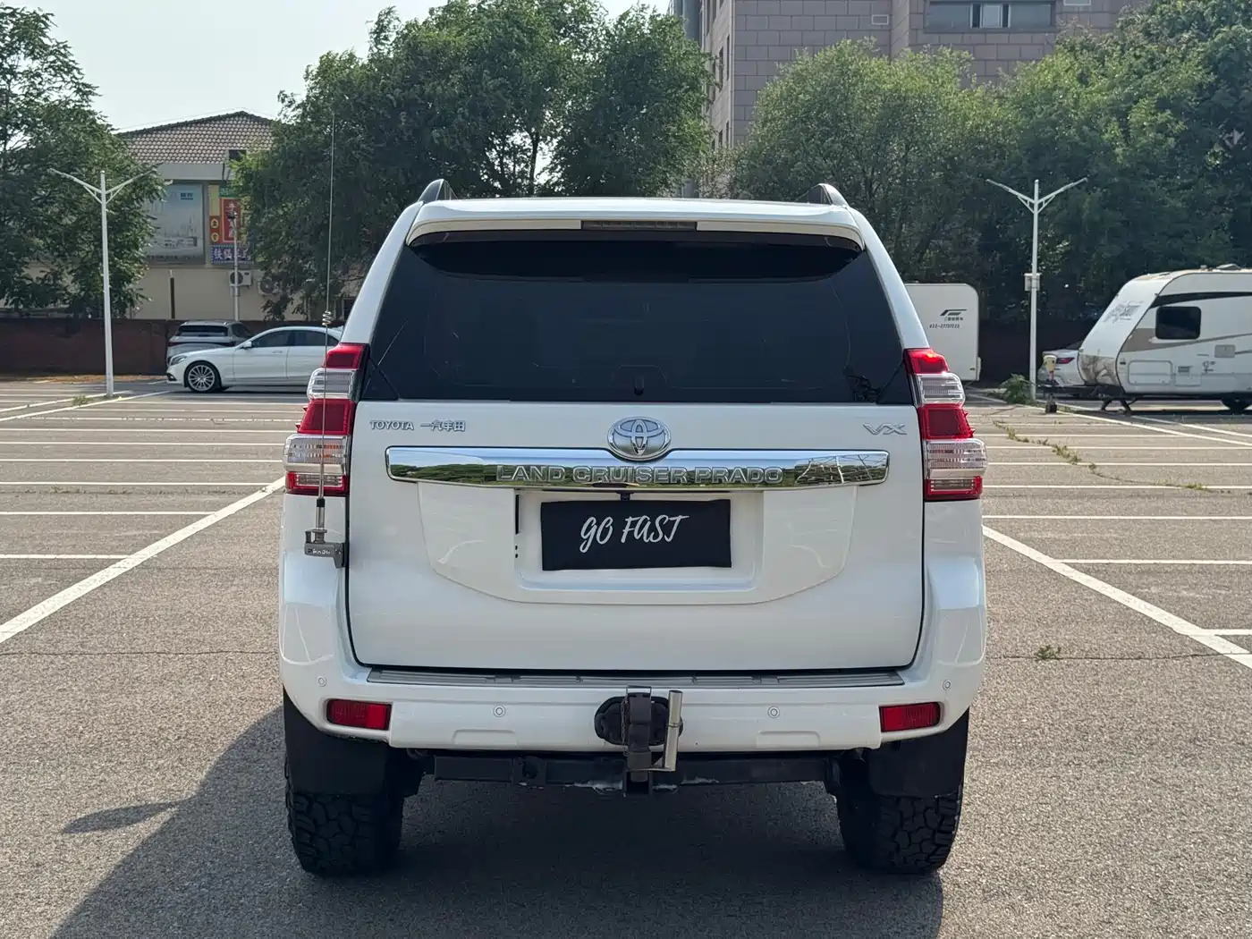 Toyota Prado 2014 4.0L Automatic TX-L фото 4