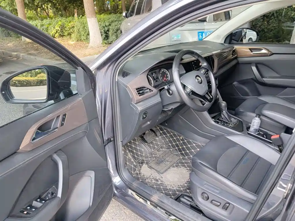 Volkswagen Tharu 2020 Model 280TSI 2WD Luxury Plus China VI фото 16