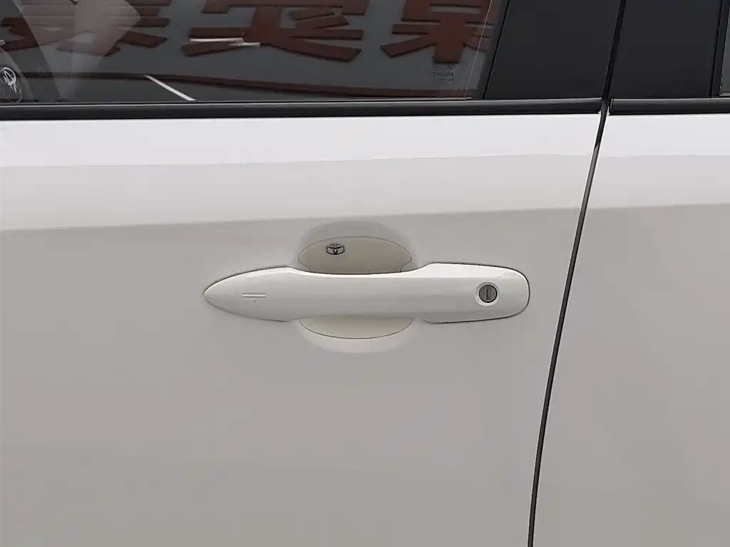 Toyota Corolla 2024 Model 1.8L Smart Hybrid Elite Edition фото 18