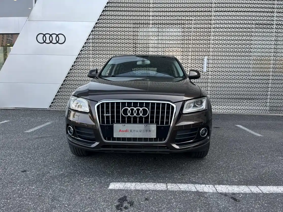 Фото 2 - Audi Q5