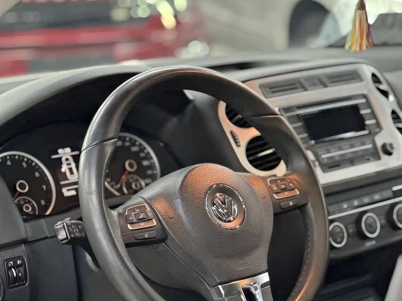 Volkswagen Tiguan 2017 300TSI Automatic 2WD Silk Road Comfort Edition фото 24
