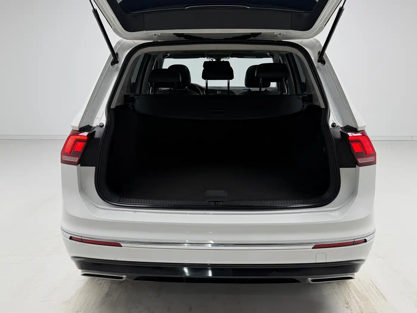 VOLKSWAGEN TIGUAN L NEW ENERGY