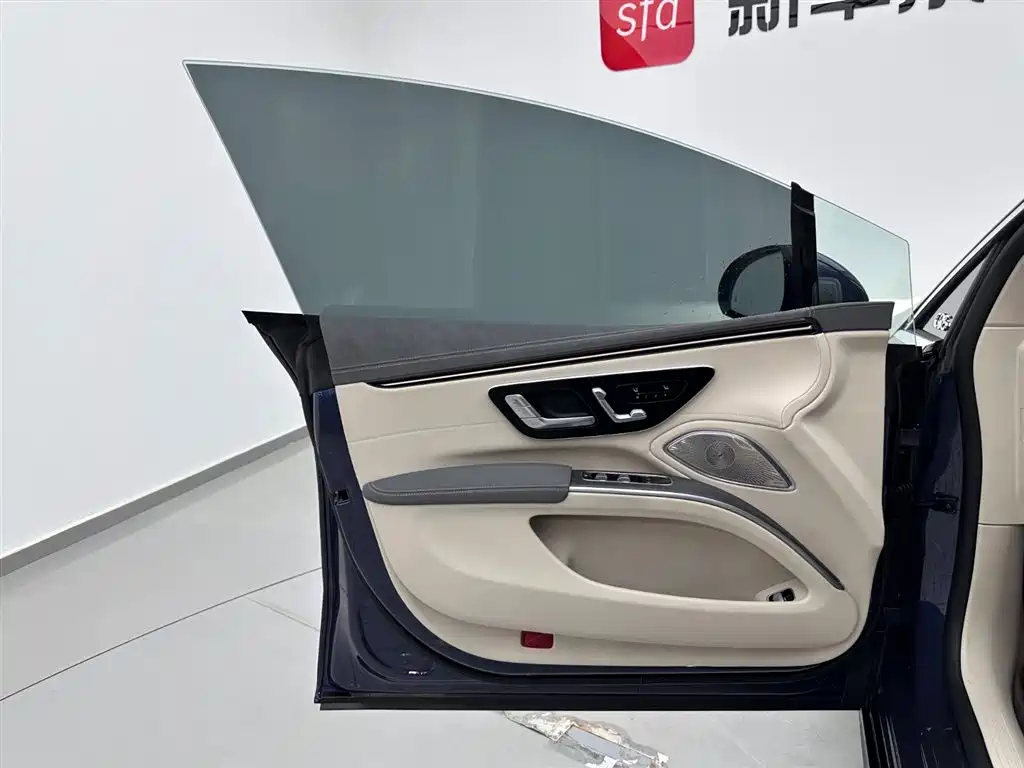 Mercedes-Benz EQS 2023 450+ Luxury Edition фото 8
