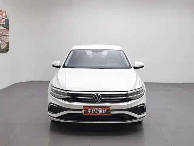 Volkswagen Bora 2023 200TSI DSG Comfort Edition — фото 3