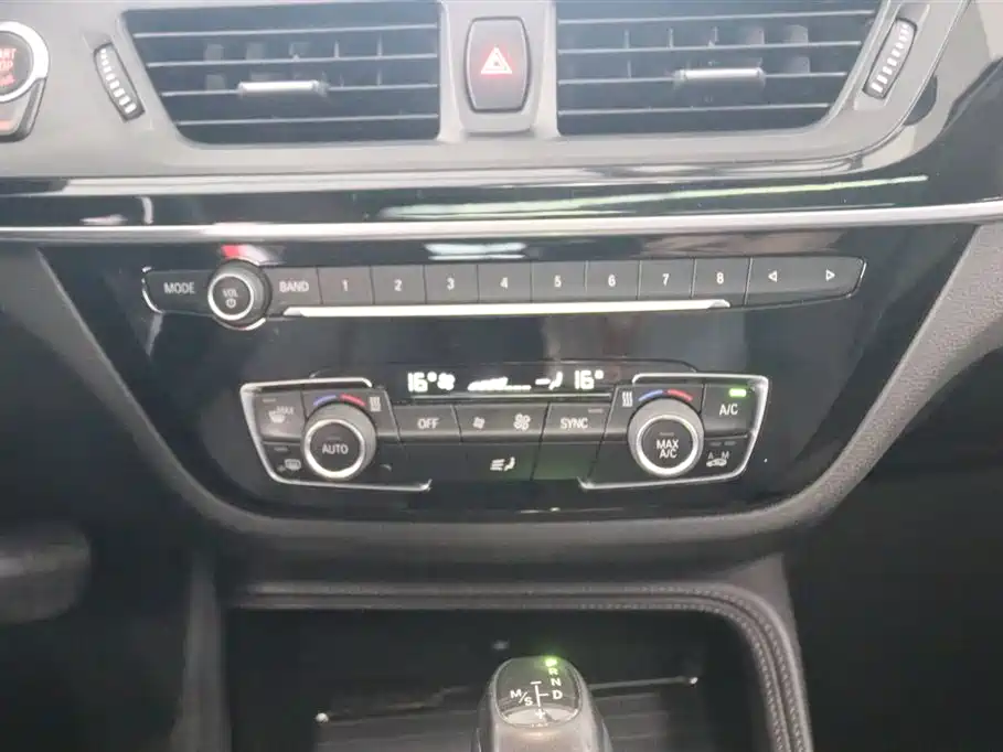 BMW 1 Series 2018 118i Design Package фото 9