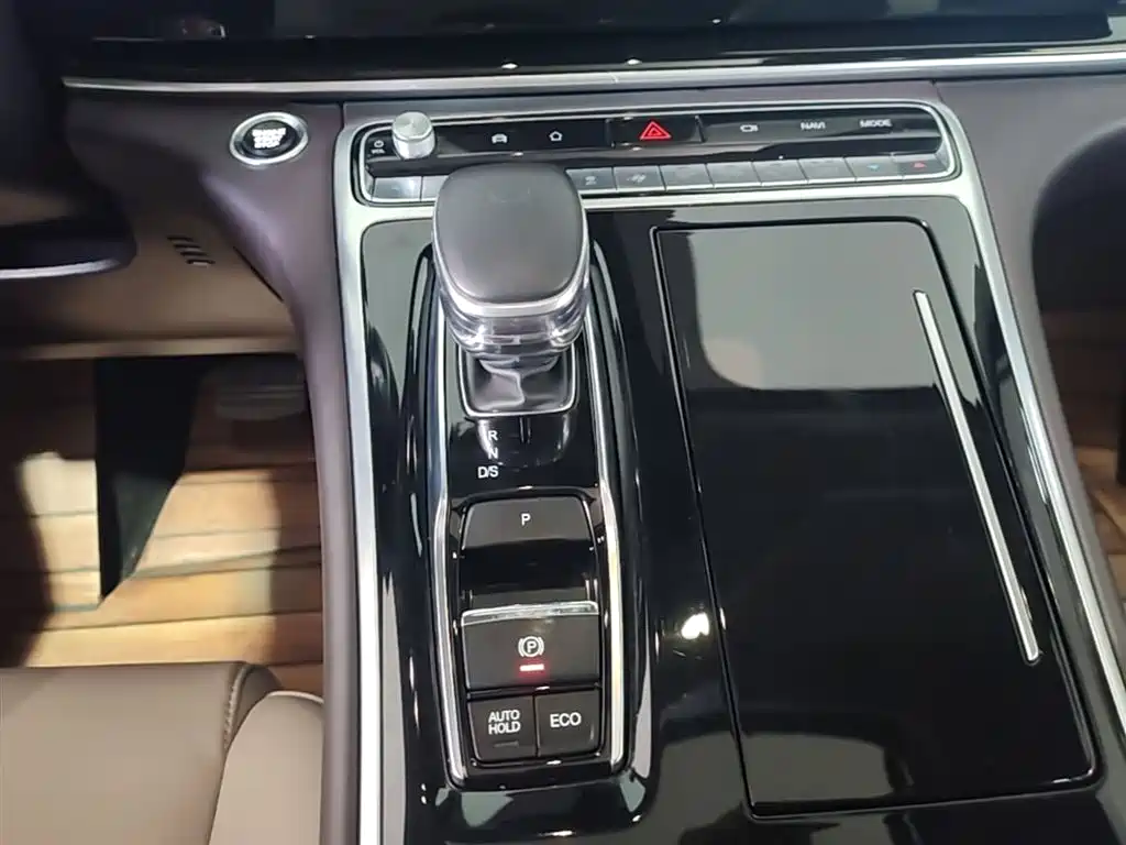 GAC Trumpchi Trumpchi M8 2021 Master Series 390T Ultimate Edition фото 14