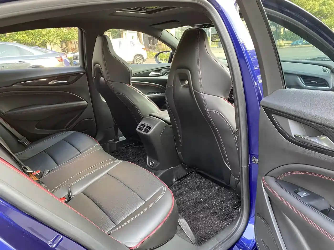 Buick Regal 2020 GS 28T Premium фото 6