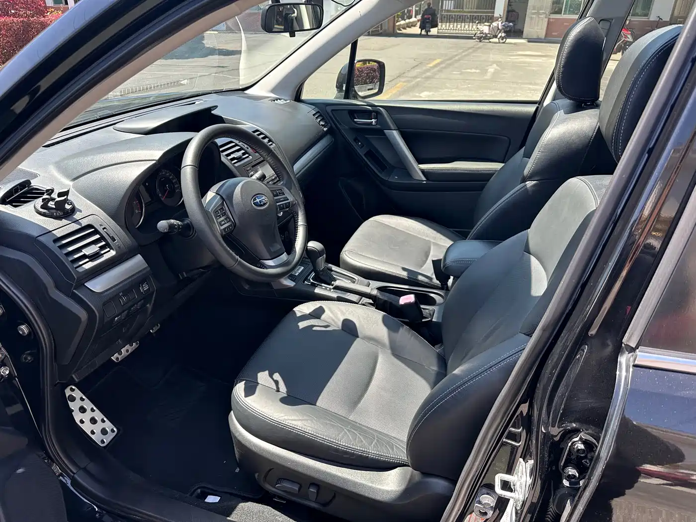 Subaru Forester 2013 2.5i Automatic Premium Edition фото 13