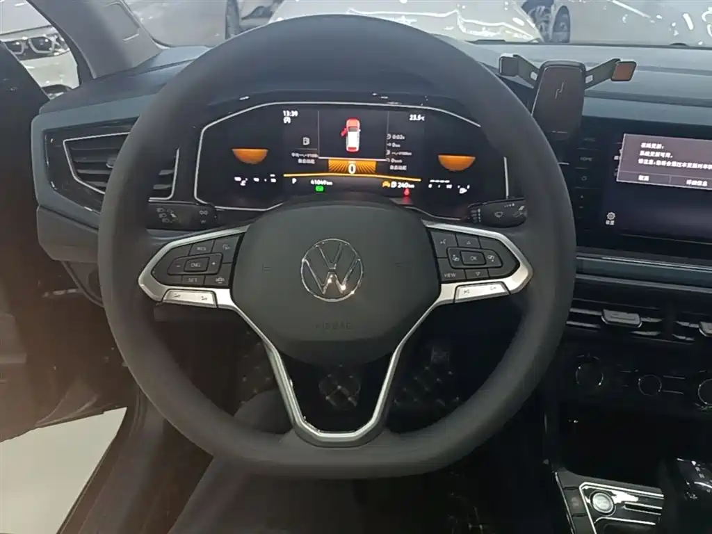 Volkswagen Lavida 2023 New Trend 1.5L Auto Aspiration Edition фото 7