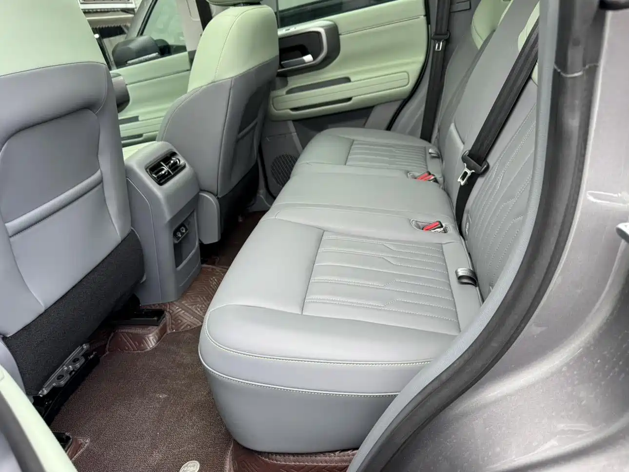 BAIC ORV Beijing Offroad BJ40 2026 2.0D Base Model фото 11