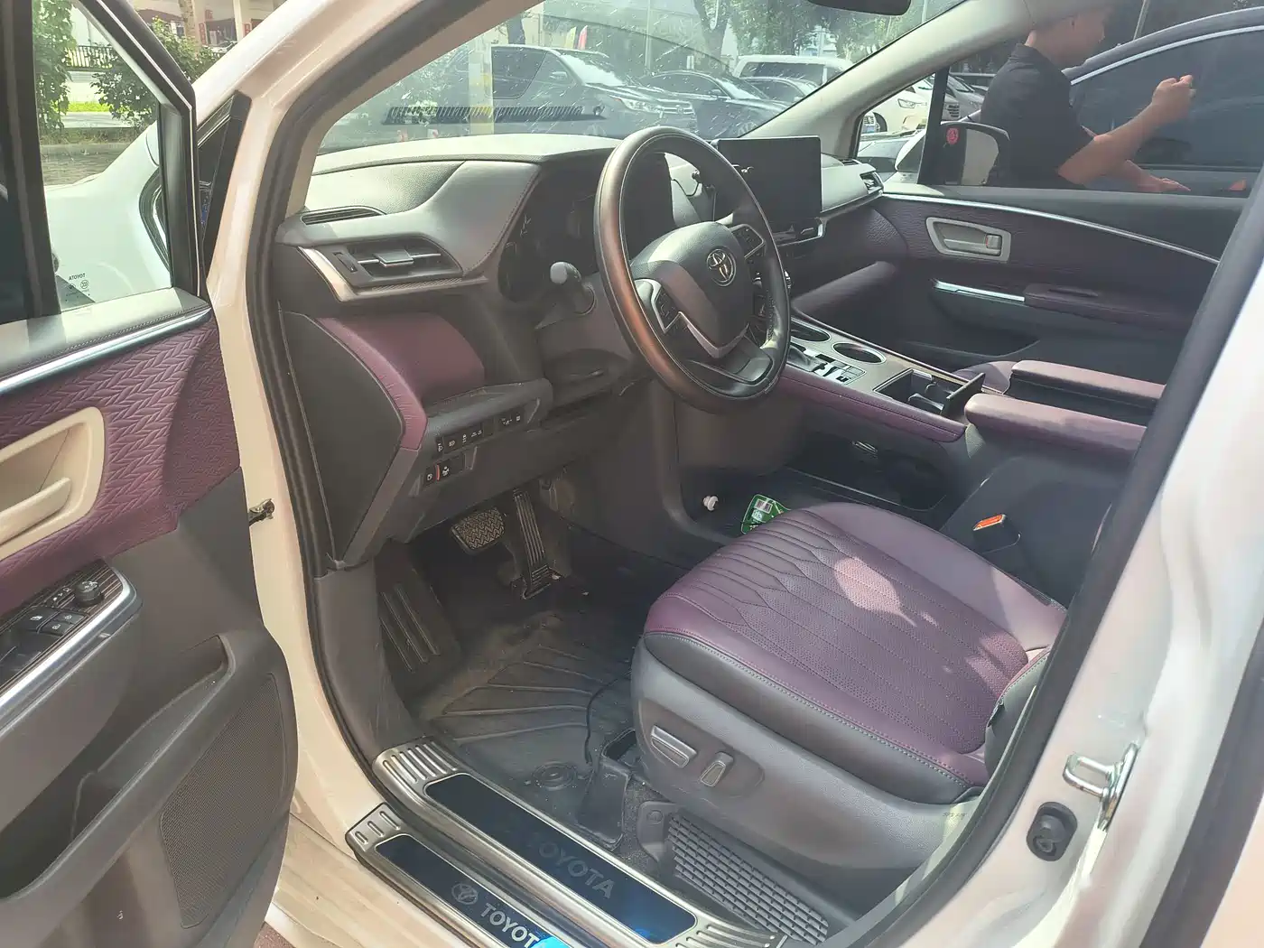 Toyota Sienna 2025 2024 2.5L Hybrid Comfort Edition