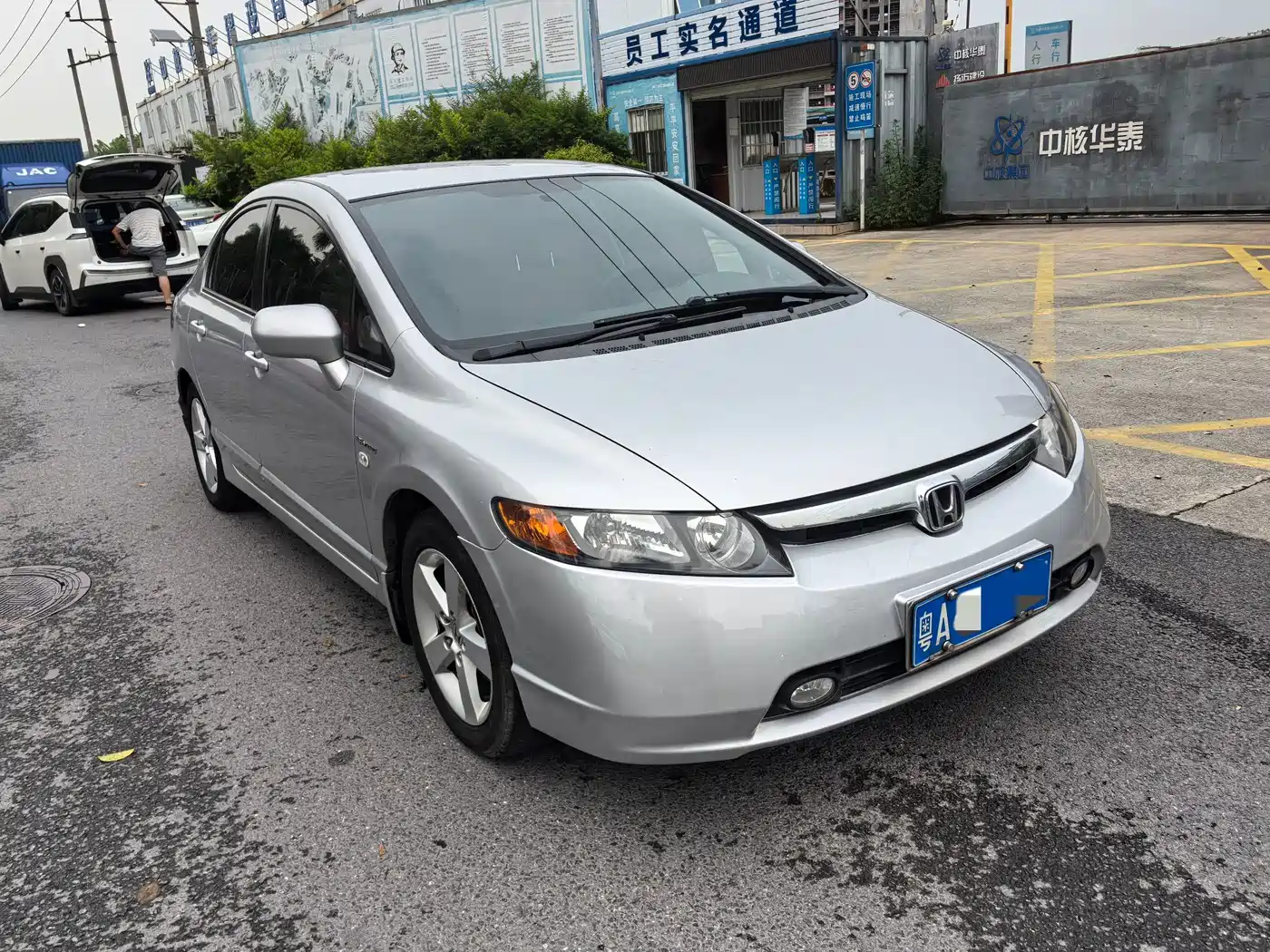 Фото 3 - Honda Civic