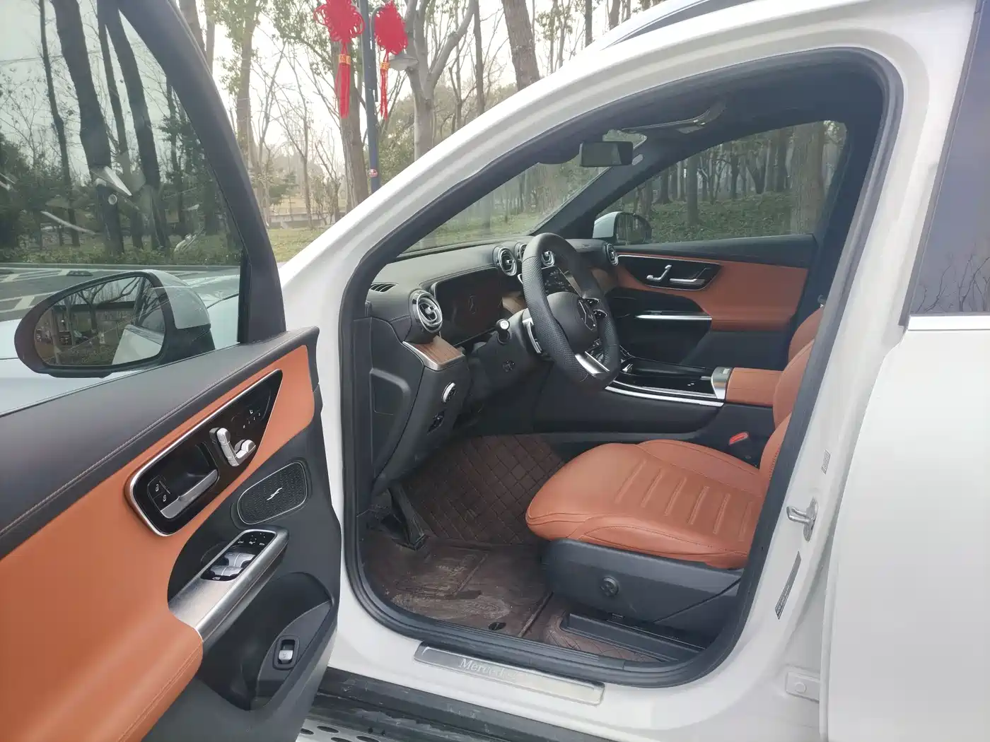 Mercedes-Benz GLC 2023 GLC 300 L 4MATIC Luxury 5-Seater фото 8