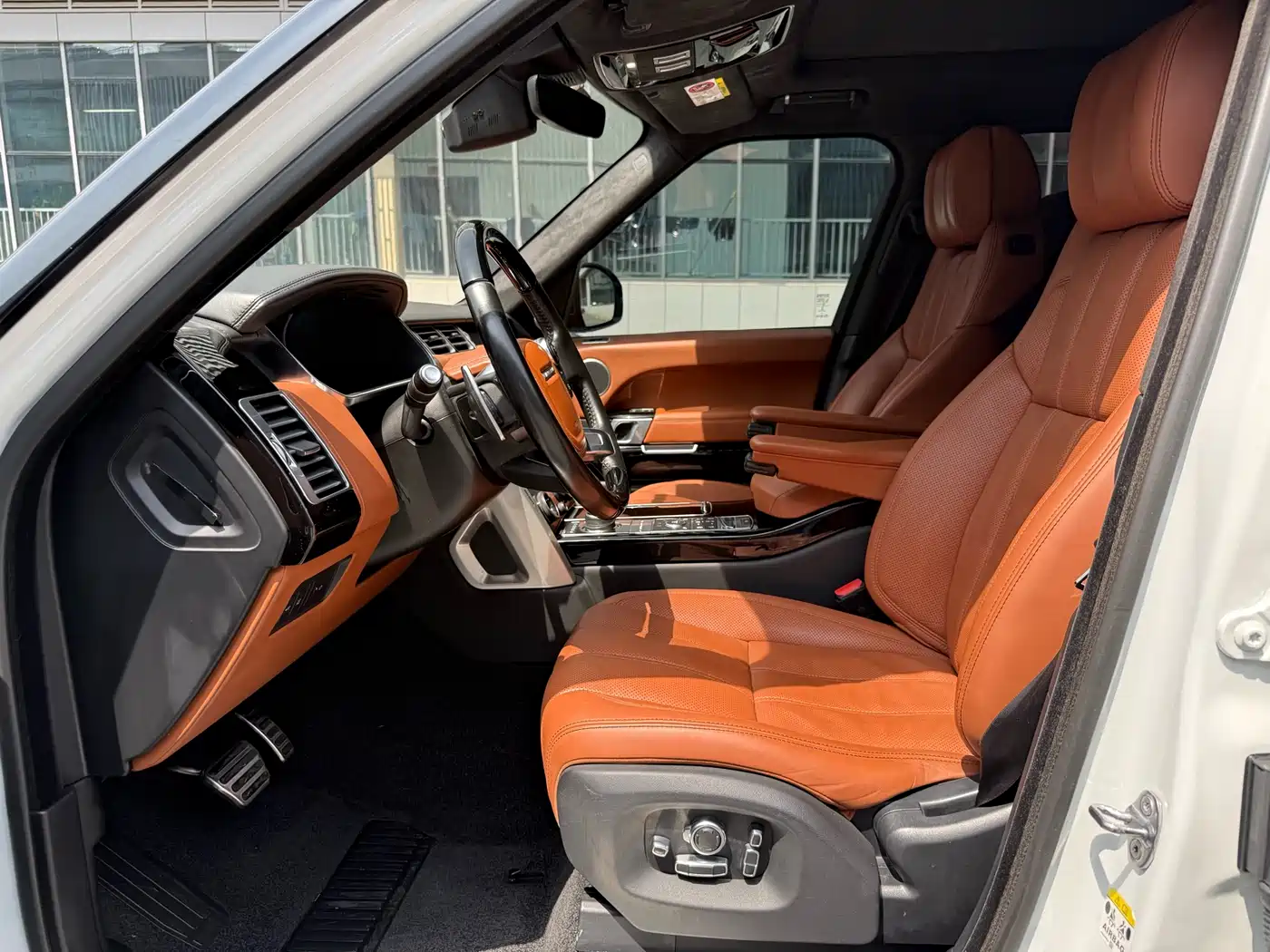Land Rover Range Rover 2015 3.0 TDV6 Hybrid Vogue SE Genesis Extended фото 8