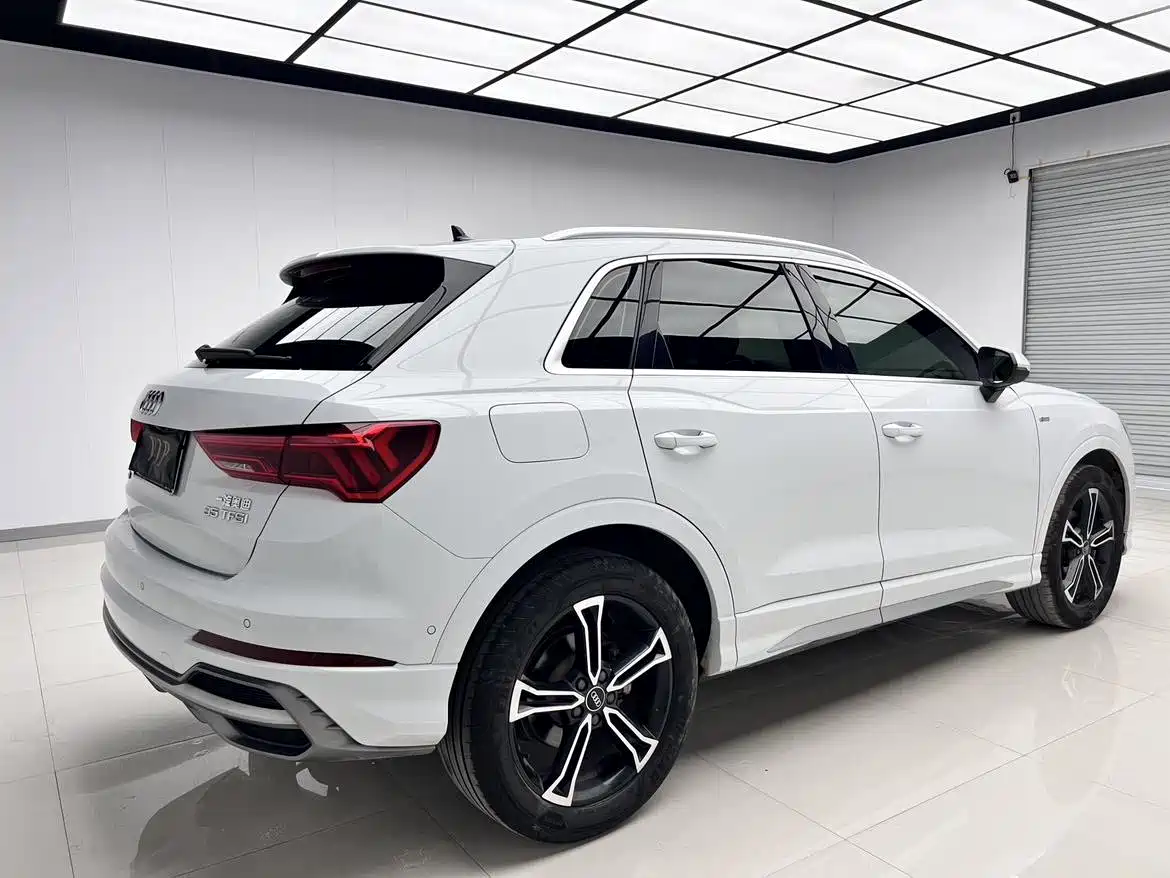 Audi Q3 2021 35 TFSI Fashion Sport фото 3