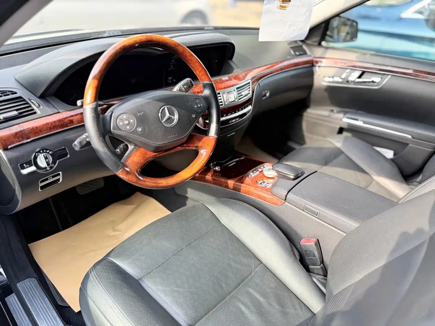 Mercedes-Benz S-Class 2010 S 350 L 4MATIC фото 3