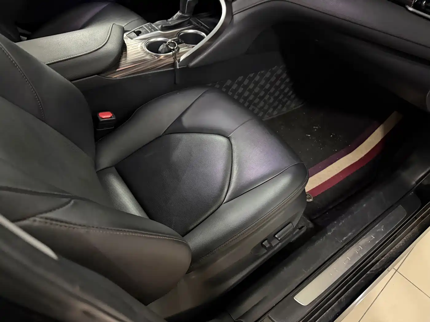 Toyota Camry 2019 2.5G Luxury Edition China VI фото 8