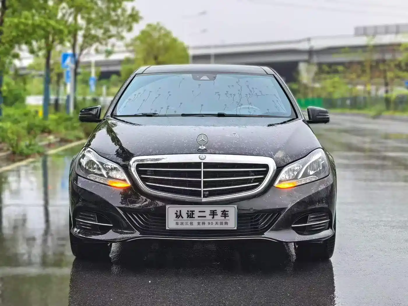 Mercedes-Benz E-Class 2015 E 320 L фото 2