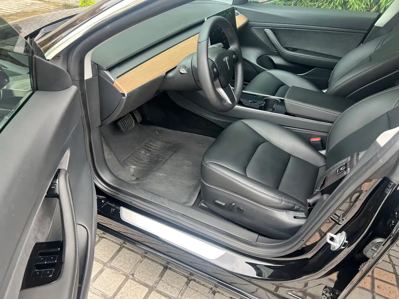 Tesla Model 3 2020 2020 Standard Range Rear-Wheel Drive Upgrade