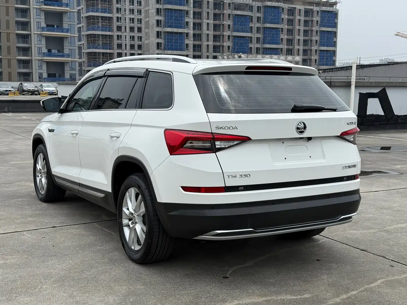 Škoda Kodiaq 2017 TSI330 7-seater 2WD Luxury Edition фото 6