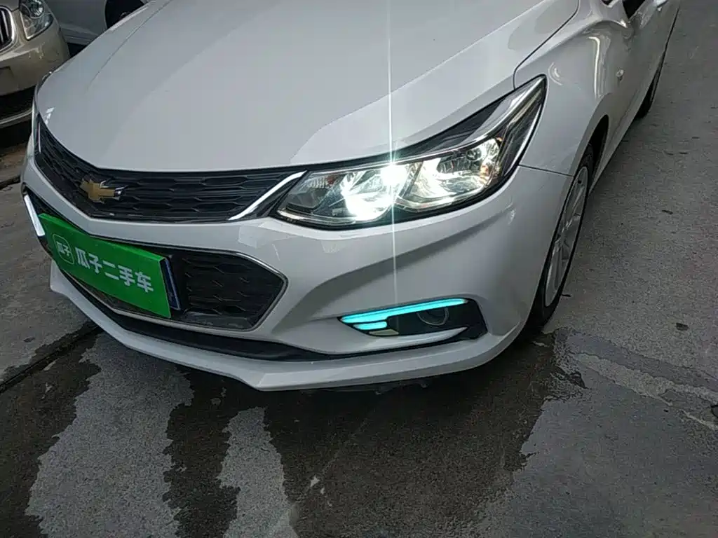 Chevrolet Cruze 2018 2018 320 Automatic Pioneer Sunroof Edition