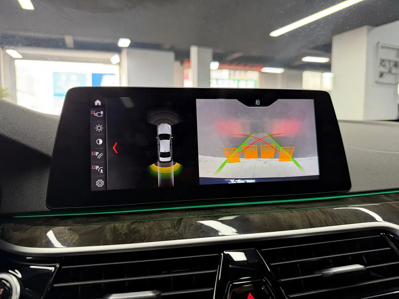 BMW 5 Series 2018 530Li Leading M Sport Package фото 15