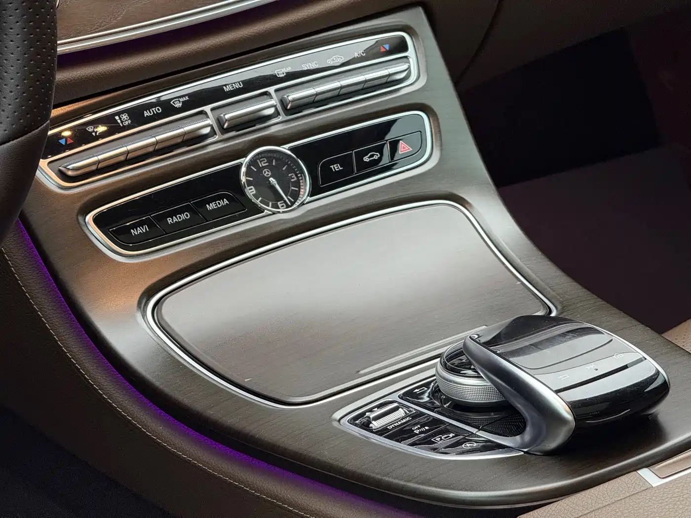 Mercedes-Benz E-Class 2017 E 300 L Luxury фото 7