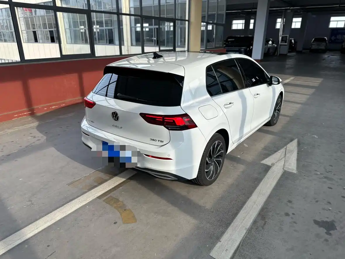 Volkswagen Golf 2023 280TSI DSG Pro фото 13