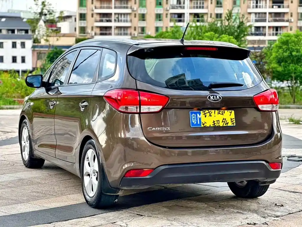 Kia Carens 2014 2013 2.0L 7-Seat Auto Standard China IV