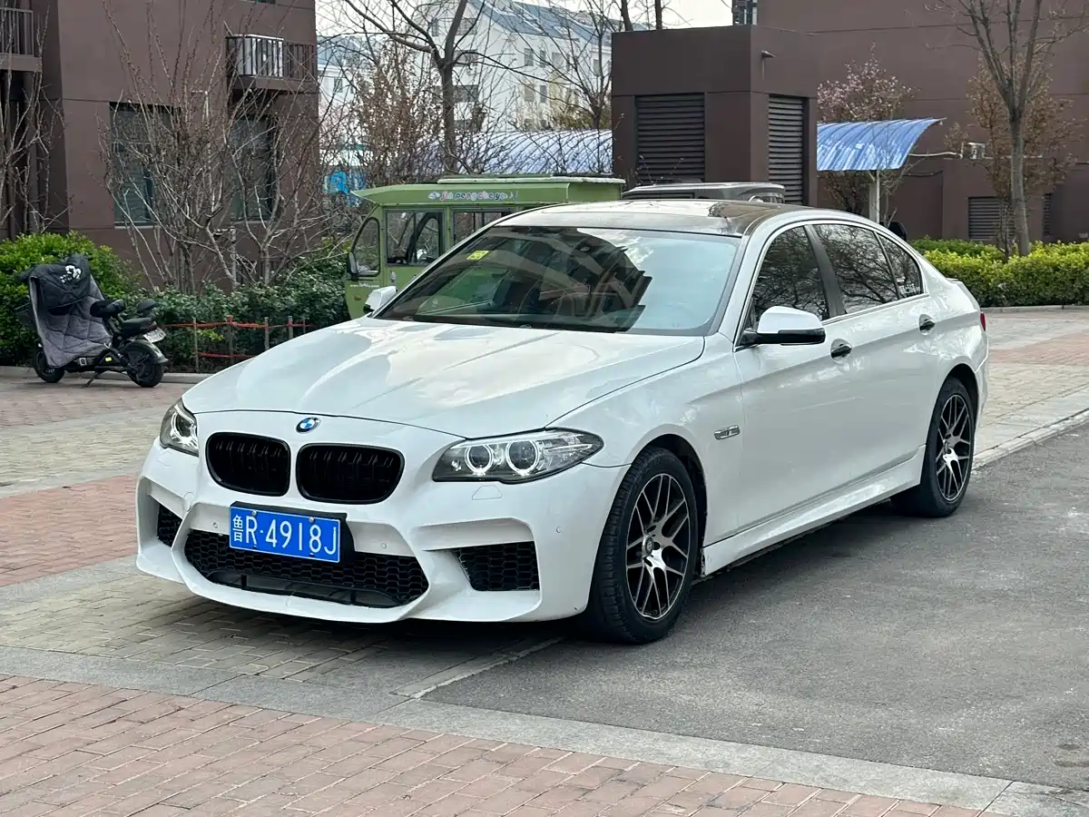 BMW 5 Series 2012 523Li Luxury