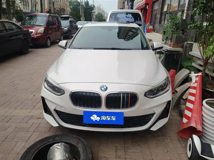 BMW 1 Series 2020 Model 120i M Sport Package фото 2