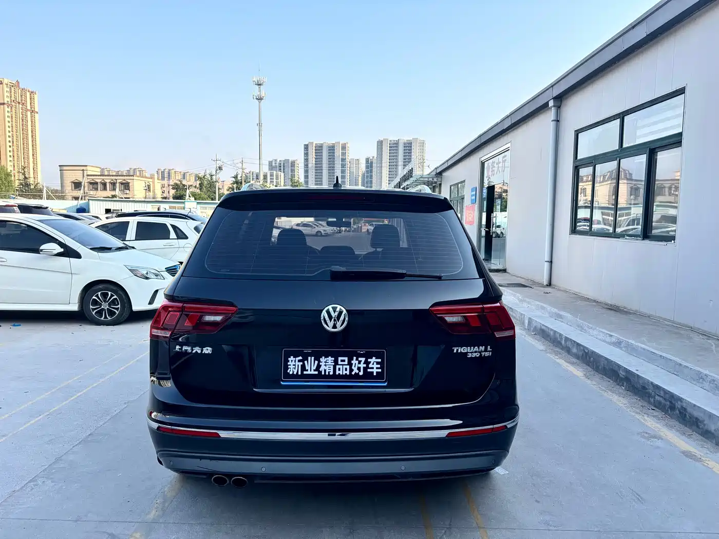 Volkswagen Tiguan L 2019 330TSI Automatic 2WD Smart Luxury Edition China VI фото 6