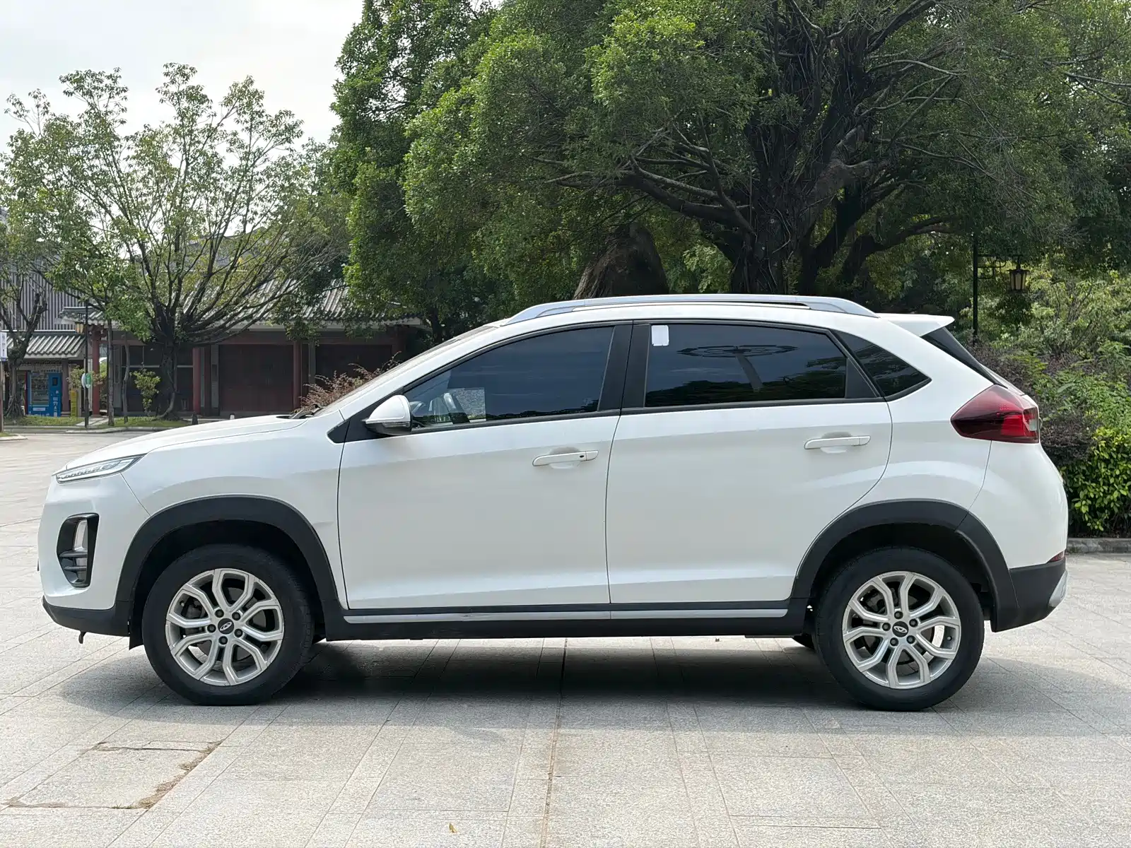 Фото 4 - Chery Tiggo 3x