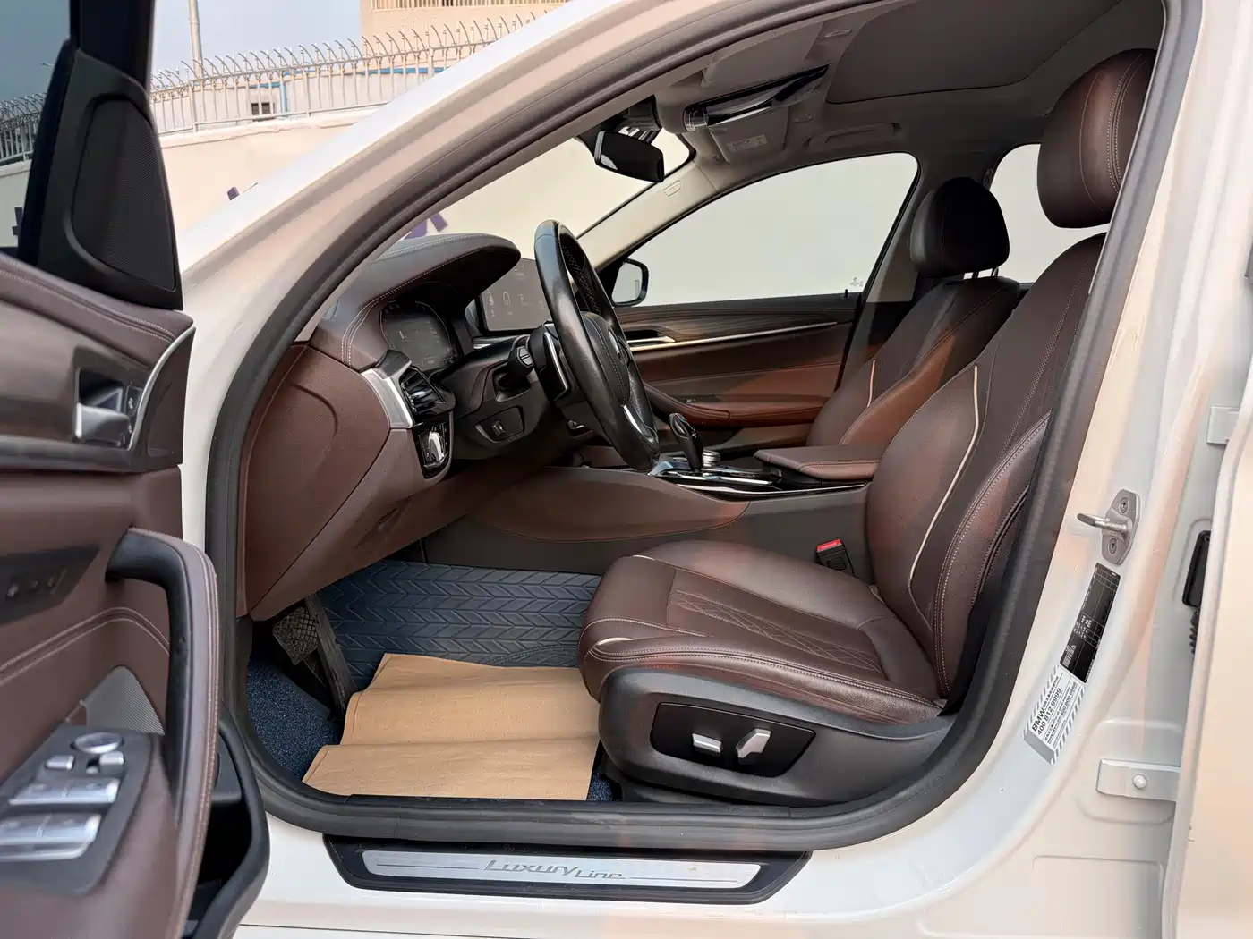BMW 5 Series 2021 530Li Leading Luxury Package фото 8