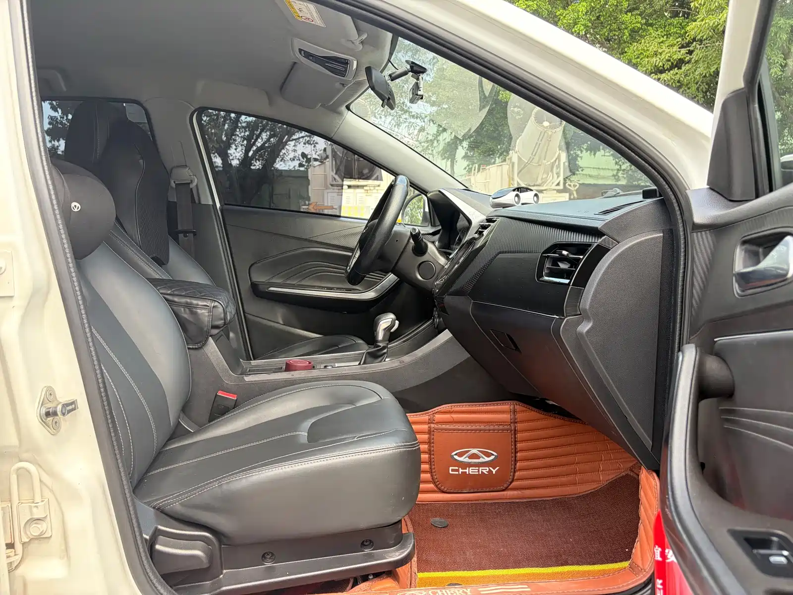 Фото 15 - Chery Tiggo 3x