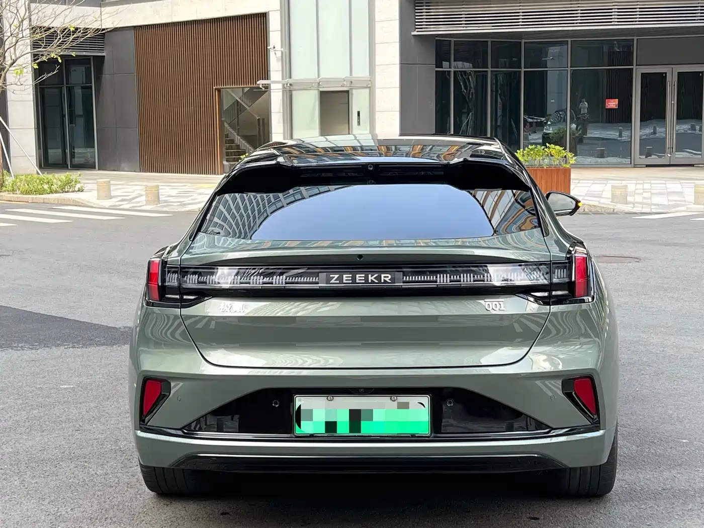 ZEEKR EXTREME KRYPTON 001