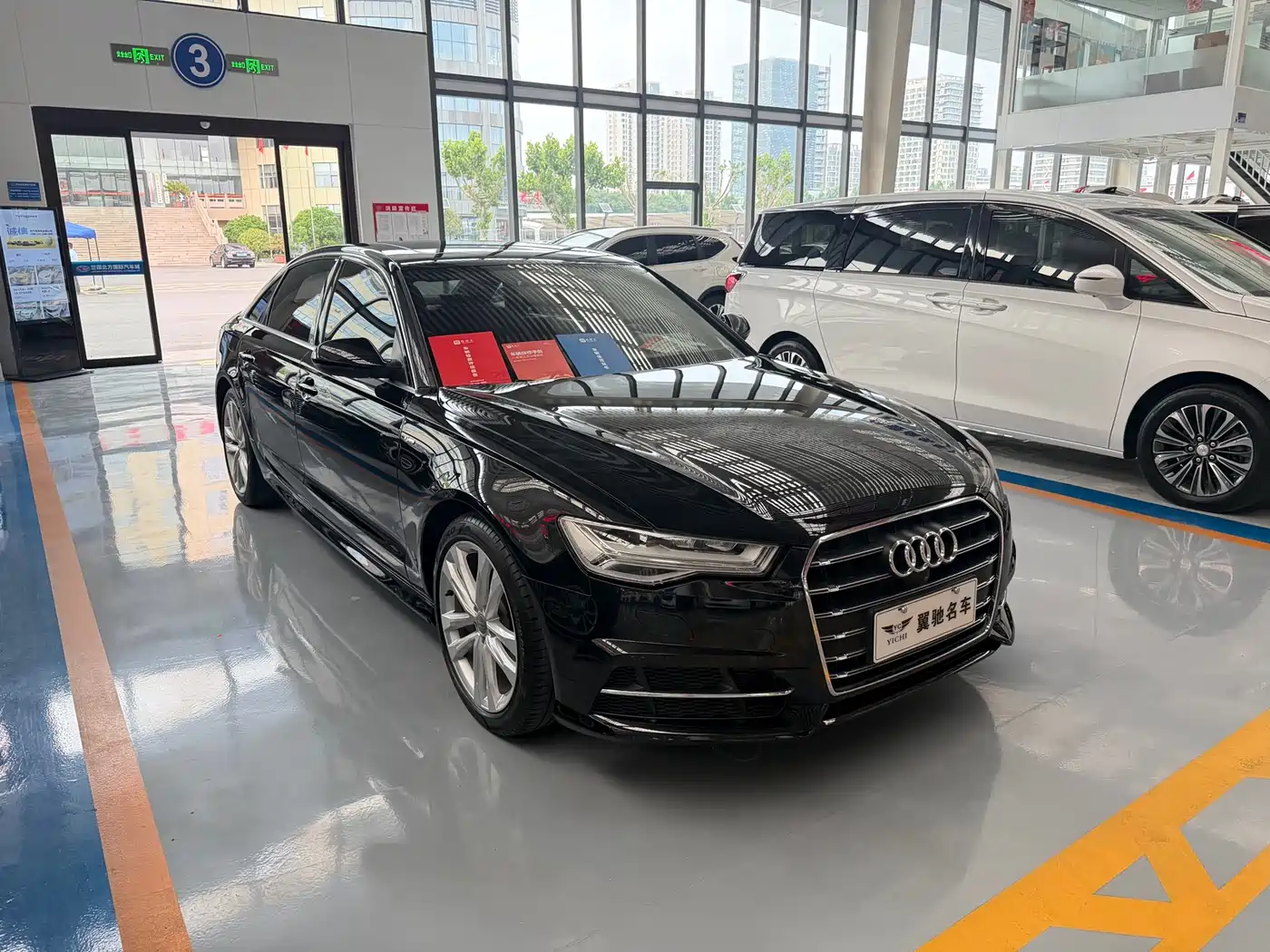 Audi A6L 2018 30th Anniversary 35 TFSI Sport фото 3
