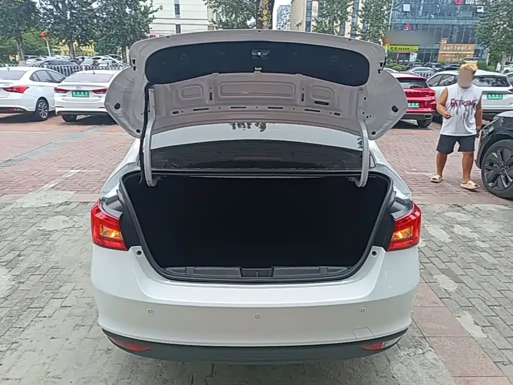 Chery Arrizo 5 2025 2024 People's Edition 1.5L CVT Trend