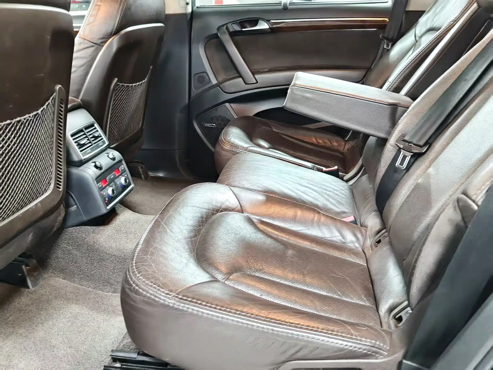 Фото 8 - Audi Q7