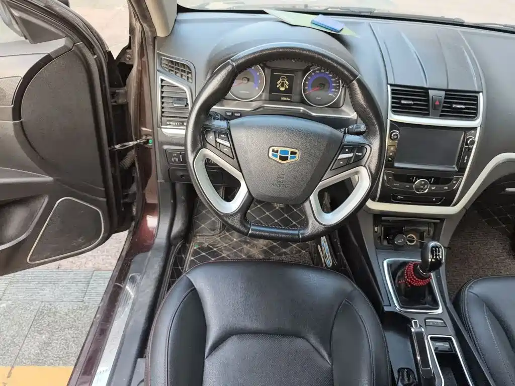 Geely Emgrand 2015 2015 Sedan 1.5L Manual Upward Edition