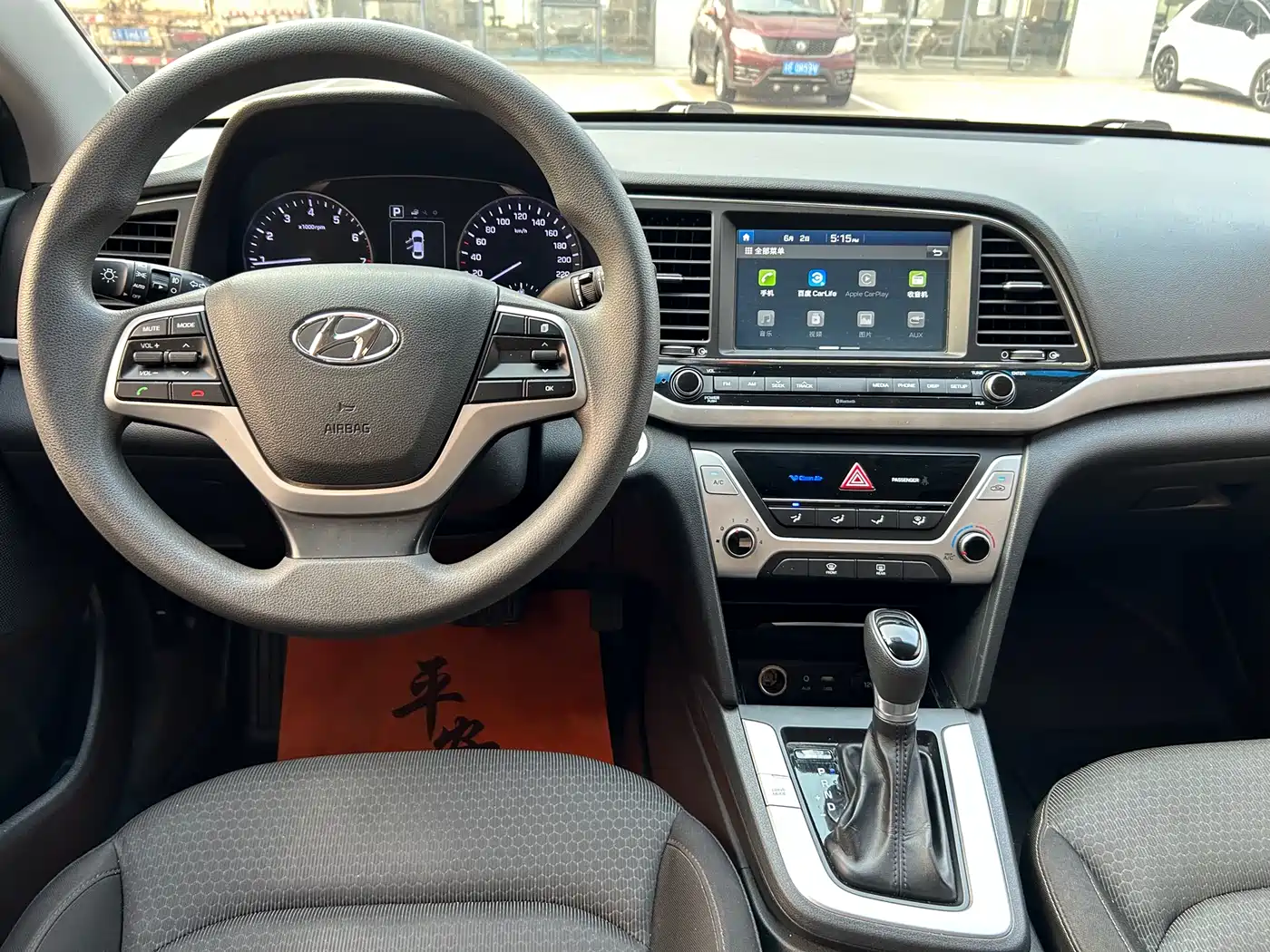 Hyundai Elantra 2016 Model 1.6L Automatic Smart Elite фото 9
