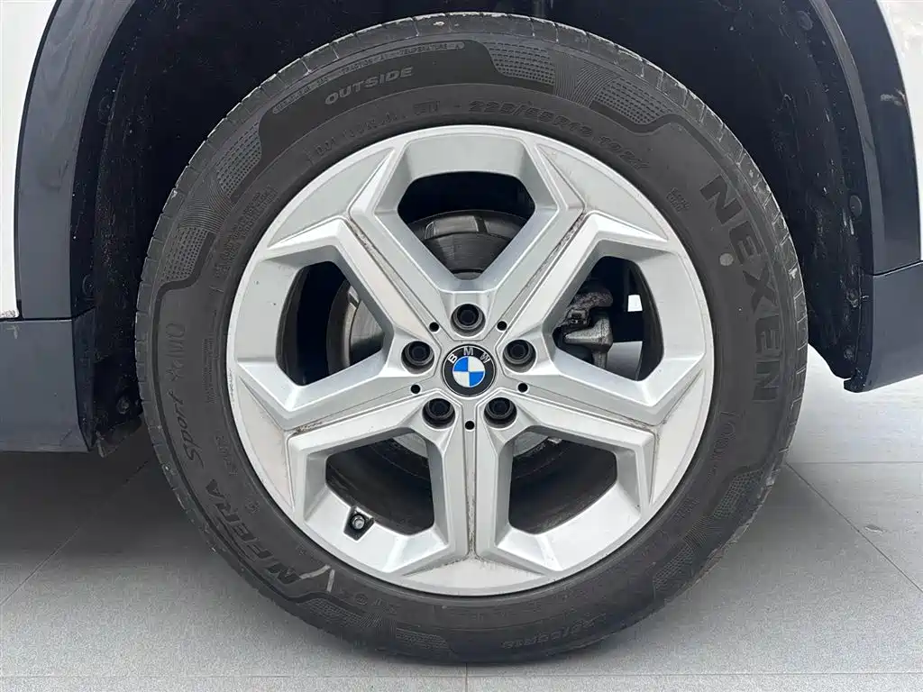 BMW X1 2025 2024 sDrive20Li X Design Package