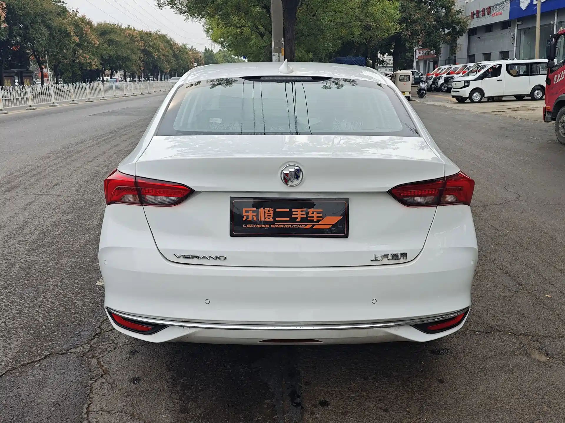 Фото 4 - Buick Verano