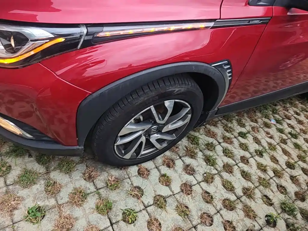 Luxgen U5 SUV 2018 2017 1.6L CVT Celebrity Edition