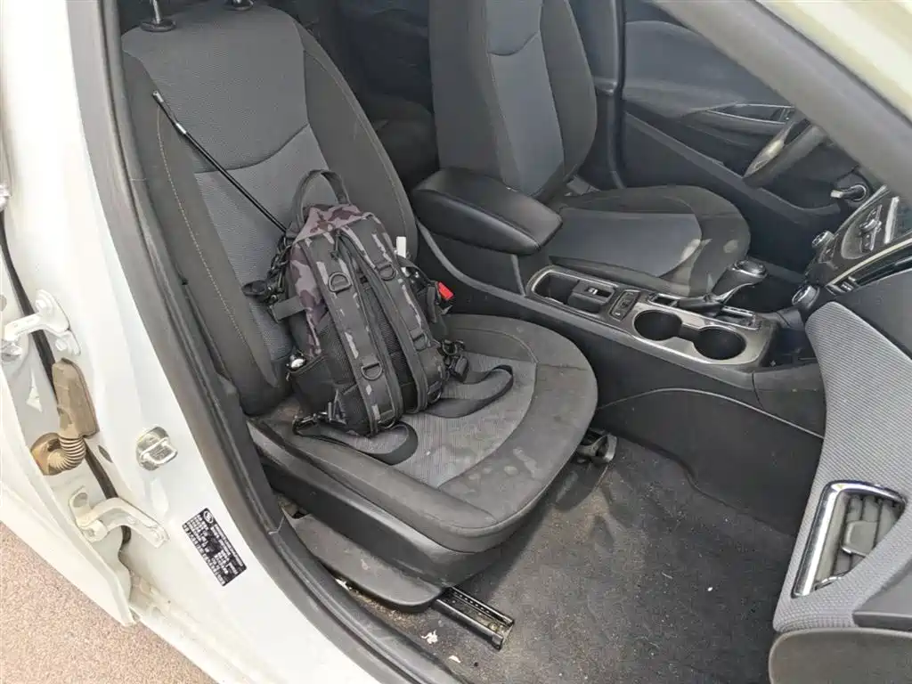 Chevrolet Cruze 2018 320 Automatic Pioneer Sunroof Edition фото 25