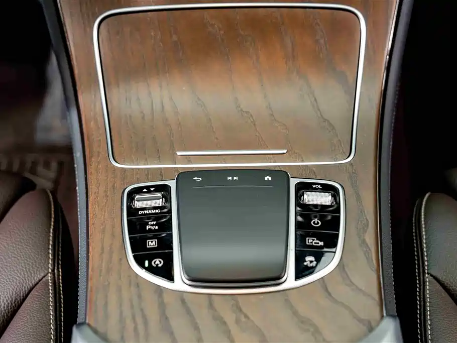 Mercedes-Benz GLC 2020 Facelift GLC 260 L 4MATIC Luxury фото 14