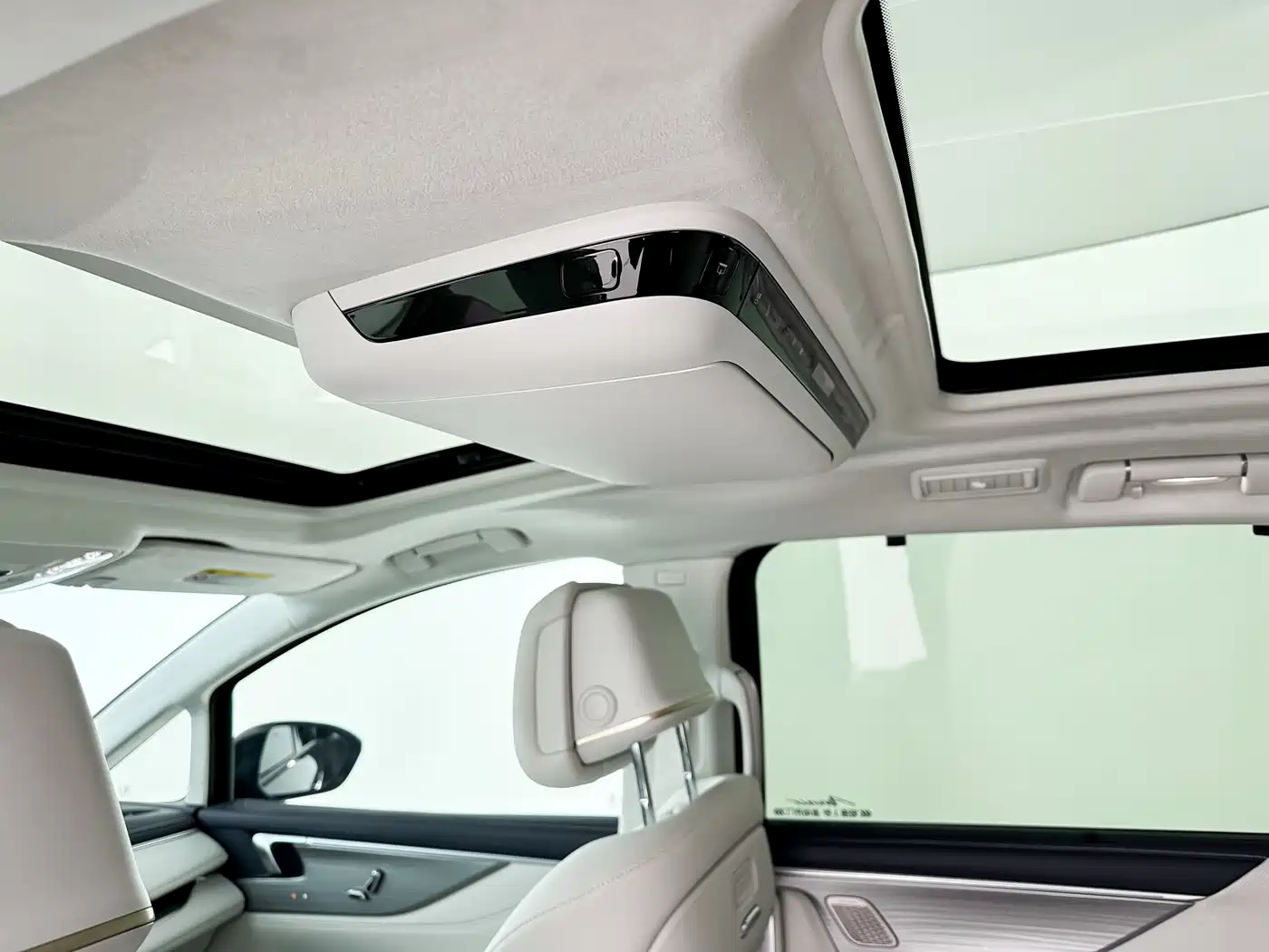 BUICK GL8 NEW ENERGY